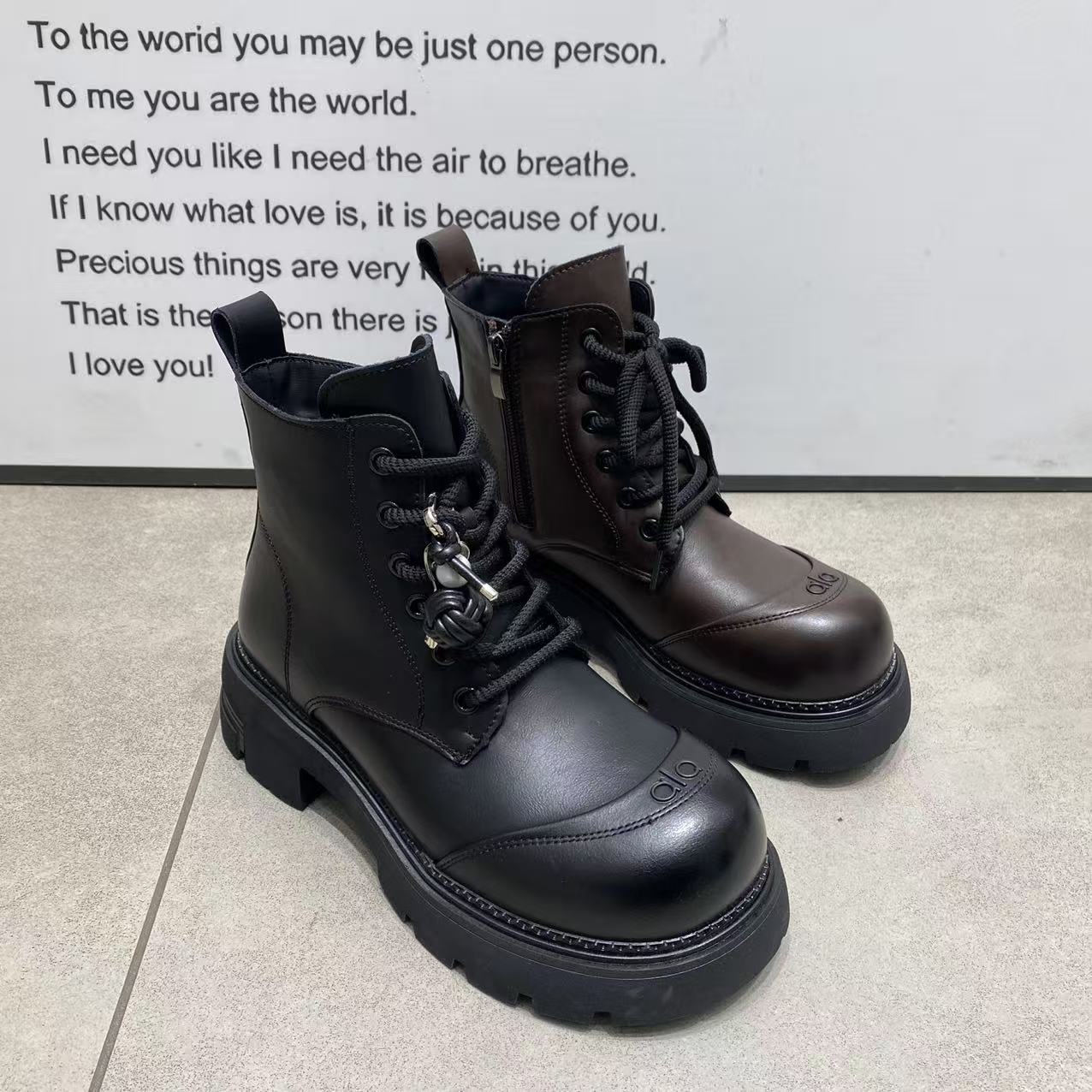 2025冬季新款女款真皮加棉保暖高帮马丁靴时尚百搭舒适潮流女短靴