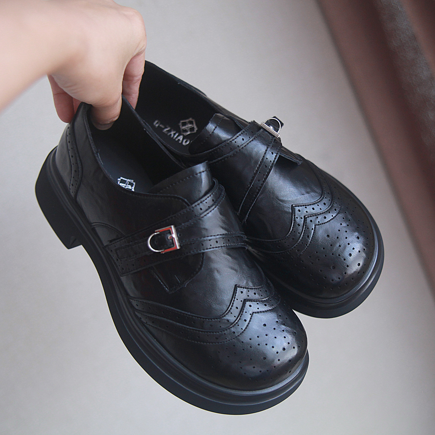 2026秋季新款百搭黑色小皮鞋JK布洛克学院风休闲鞋女乐福豆豆单鞋