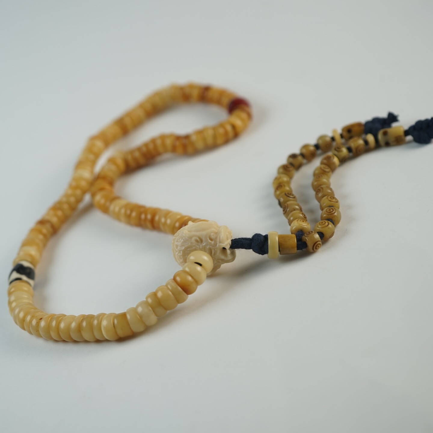 藏式民族风天然牦牛骨斜切108佛珠挂链藏式手持骨串骨珠文玩菩提