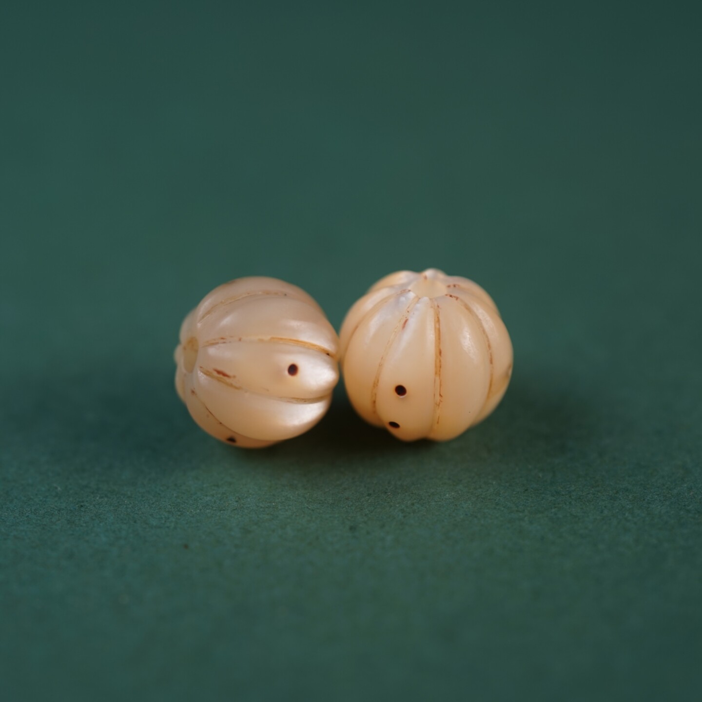 西藏传原生态鱼骨雕瓜珠配饰藏式佛珠菩提隔珠文玩散珠12mm配珠