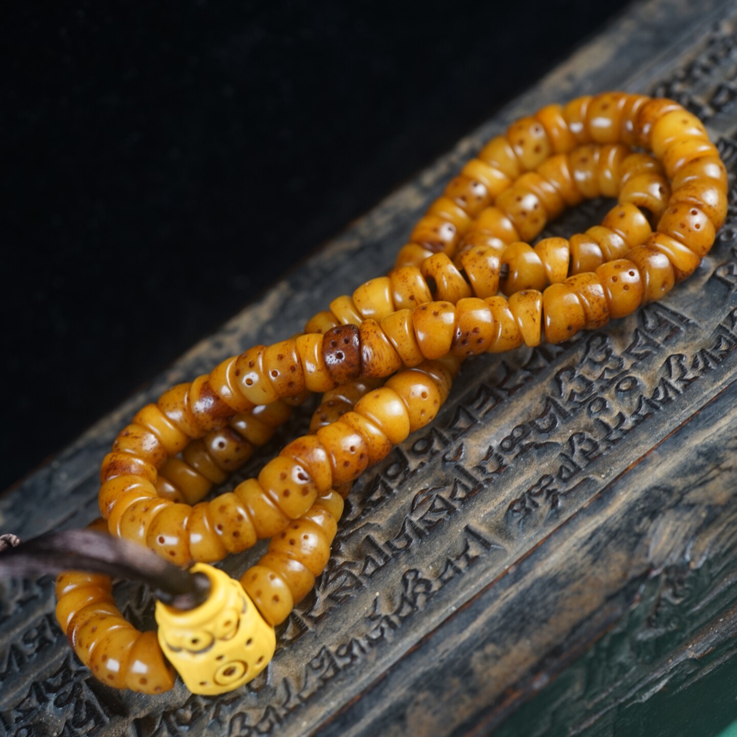 西藏藏式天然牦牛骨雕咒点佛珠108手工斜切大肠珠骨串文玩骨珠