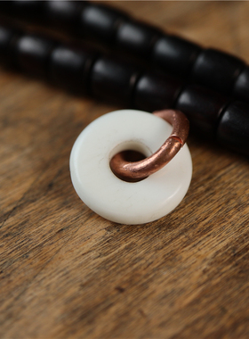 莹润素白色天然珍珠螺钿母贝小圆片藏式侧挂配饰星月佛珠配件吊坠