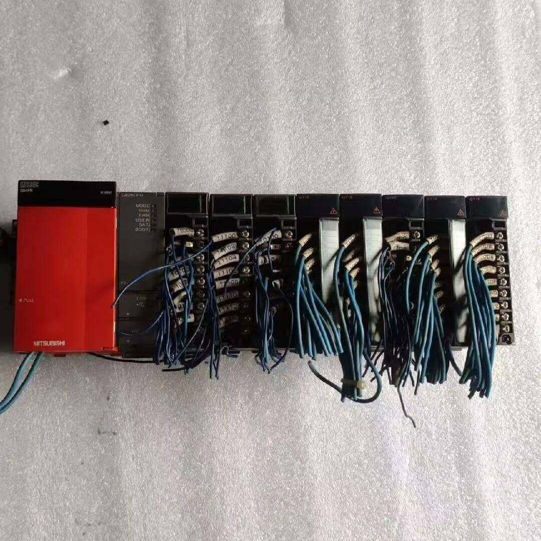 议价-三菱Q系列PLC一套，Q64PN，Q02HCPU一个，QX8
