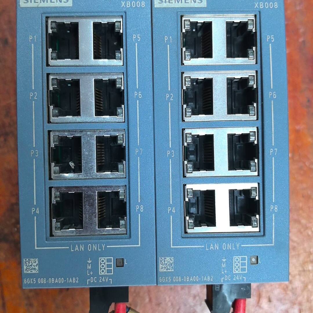 议价-西门子 6GK5 008-0BA00-1AB2两台，成色漂亮
