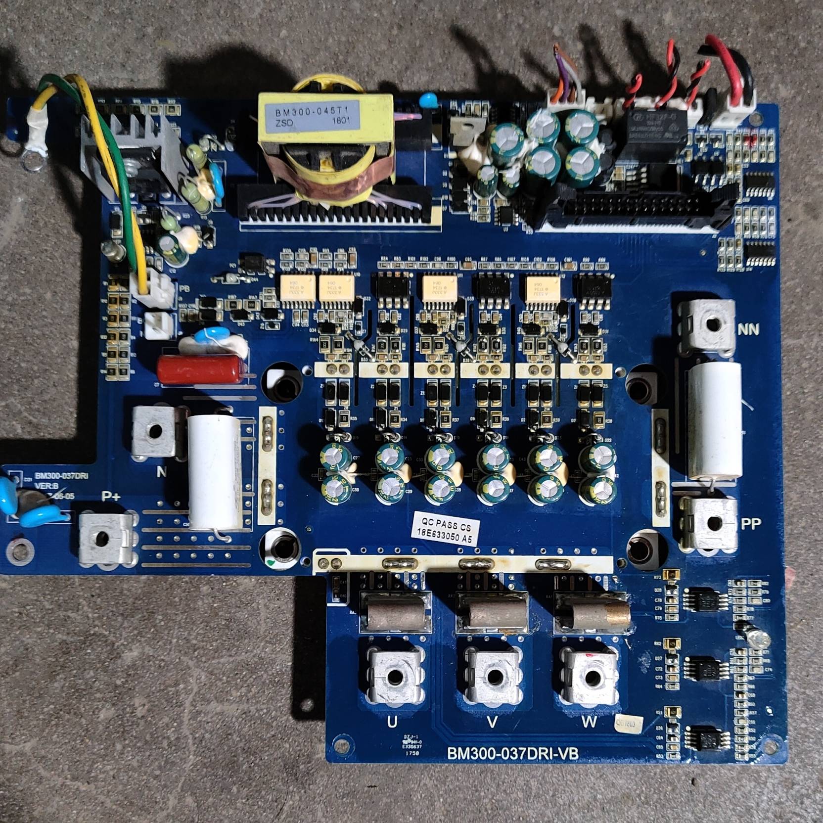 议价-变频器驱动板BM300-037DRI-VB带模块，上机
