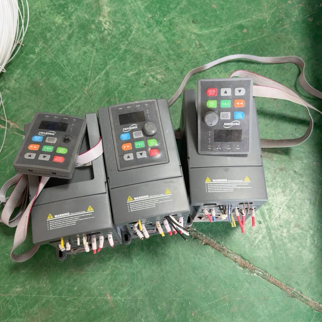 议价-出源信YX3000-2S0015G变频器，1.5KW，220