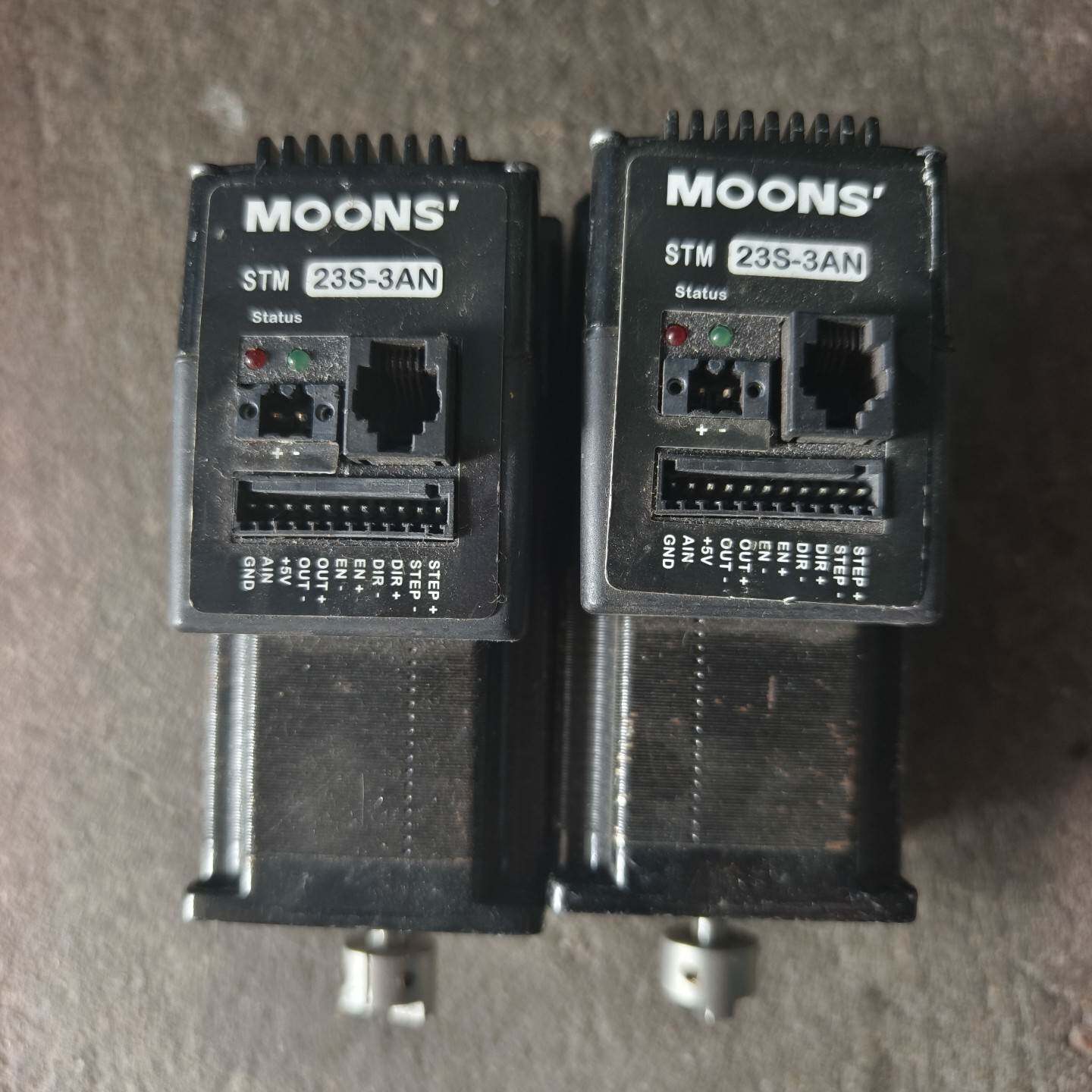 议价-MOONS步进电机 STM23S-3AN，实物拍摄，成色