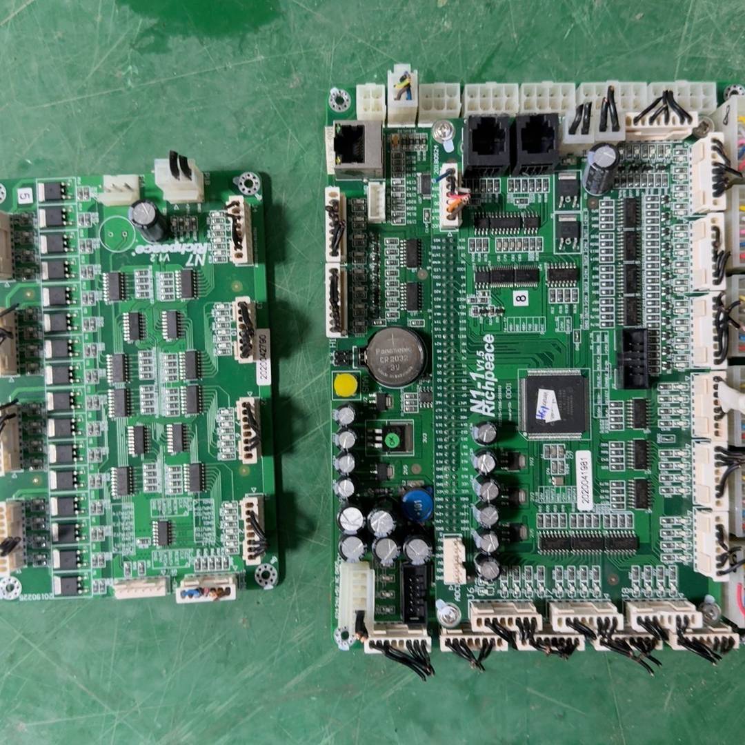 议价-ALTERA 成色新 2020年产 E6E22C81一套出需