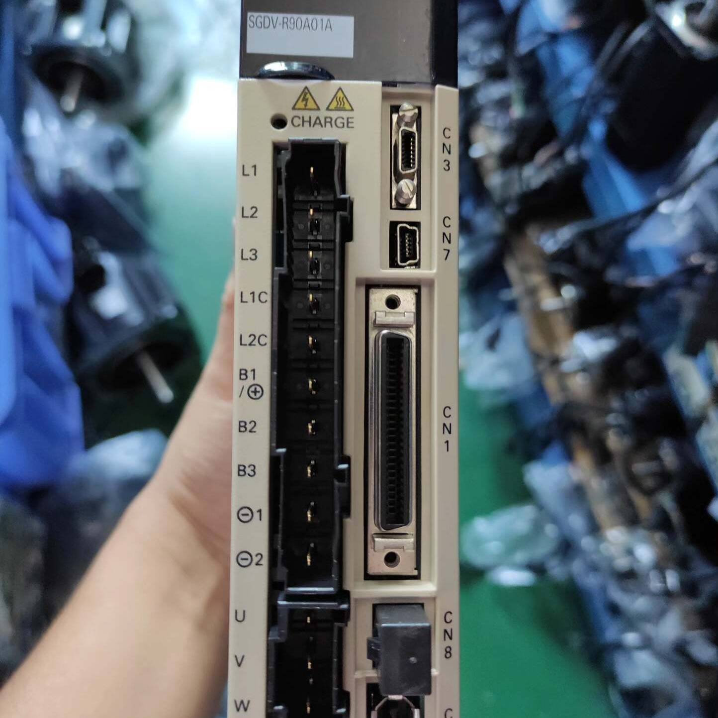 议价-安川伺服驱动器SGDV-R90A01A（议价出）