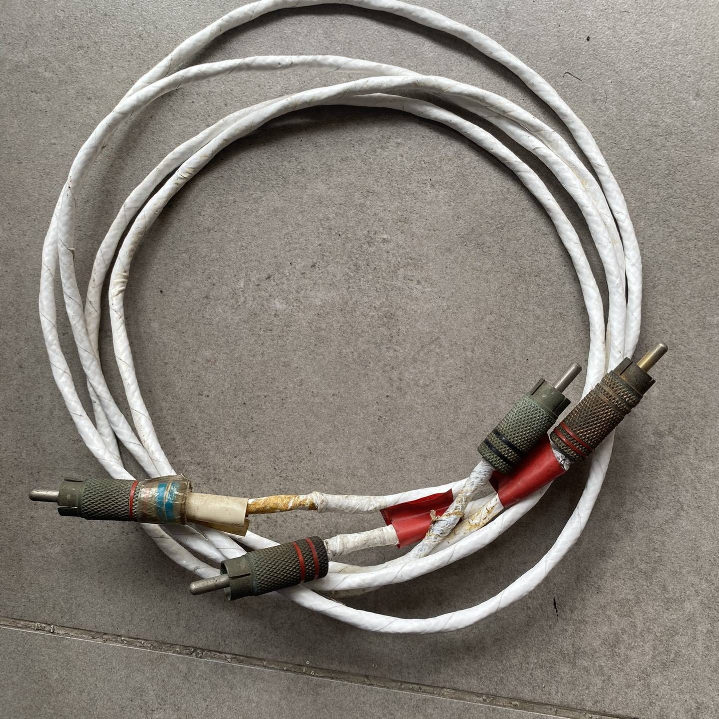 议价-老式RCA镀银信号线，白色编织外皮，两