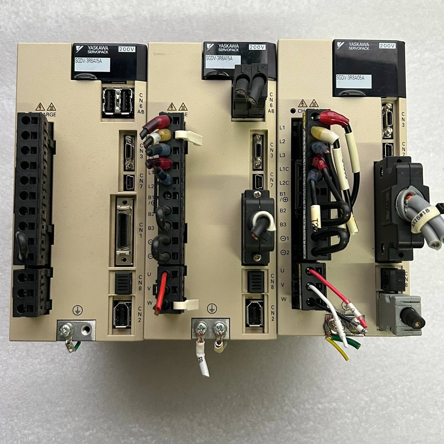 议价-9新安川驱动器SGDV-3R8A15A驱动器500瓦  实