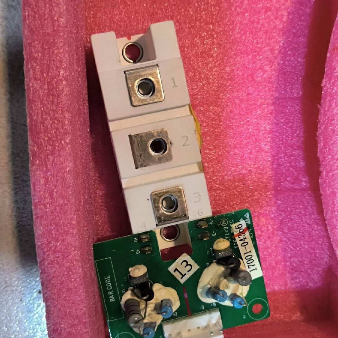 议价-2A75HB17C1L  17001-04366  正品模块