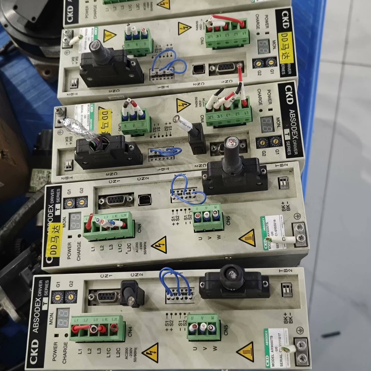 议价-CKD伺服驱动器AX9000TS-U0，配套电机AX4009