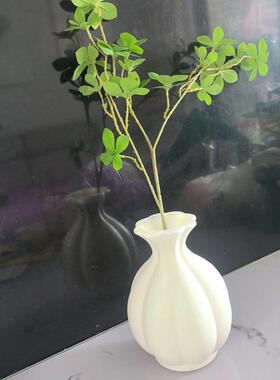 塑料北欧抽象艺术仿陶瓷玄关花插桌面装饰客厅摆件干花插花花瓶