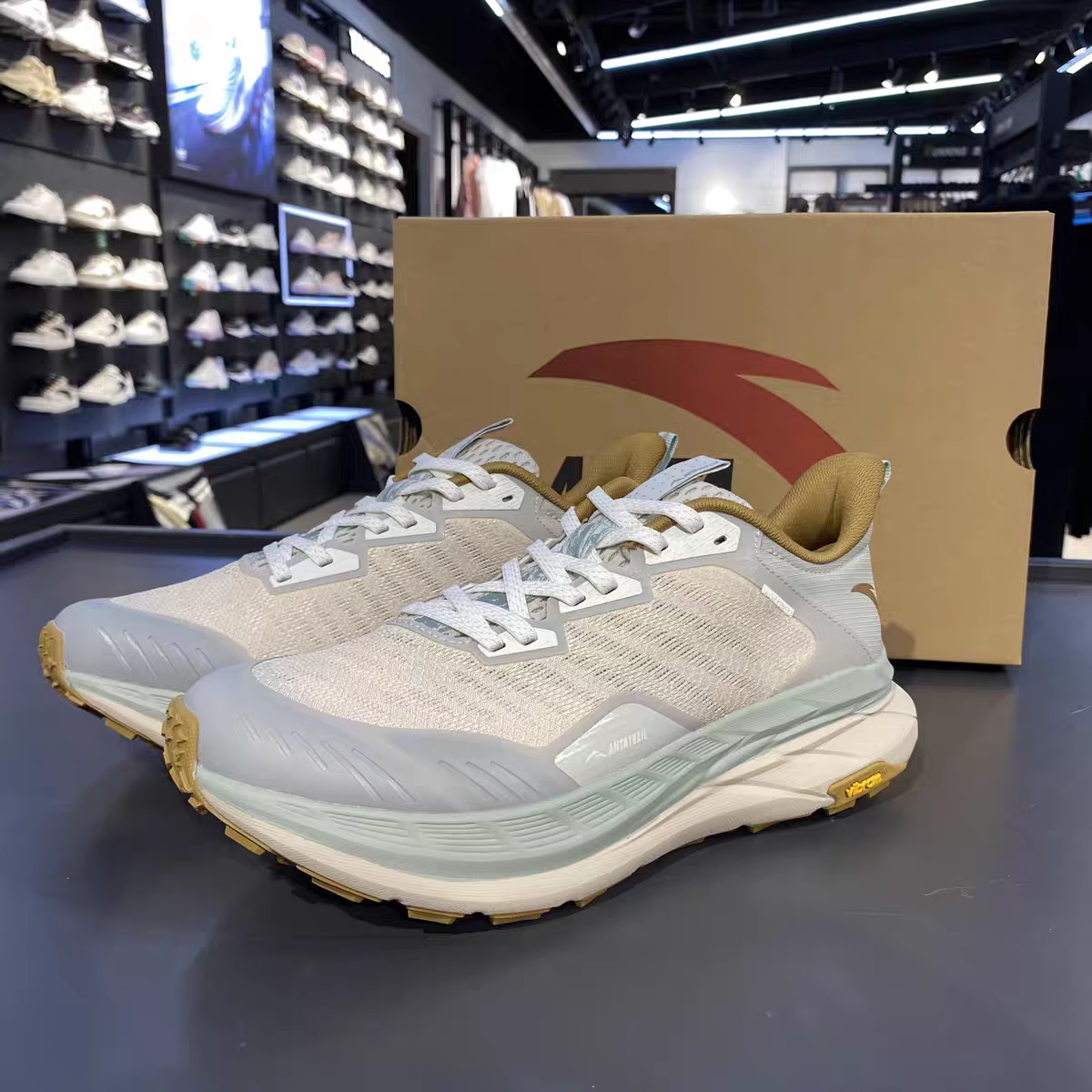 安踏昆仑越野机能跑步鞋男鞋 户外登山鞋抓地耐磨运动鞋112425510