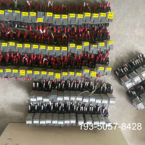 RXM2LB2BD52个，RXM4LB2P74个，RXM详谈报价