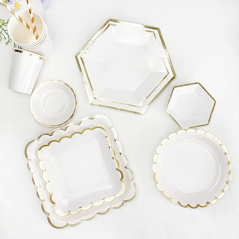烫金边白色派对餐具一次性小盘儿童生日蛋糕碟子纸盘纸杯纸巾套装,节庆用品/礼品,节日装扮用品,淘宝优惠券,粉丝福利购,淘宝优惠卷