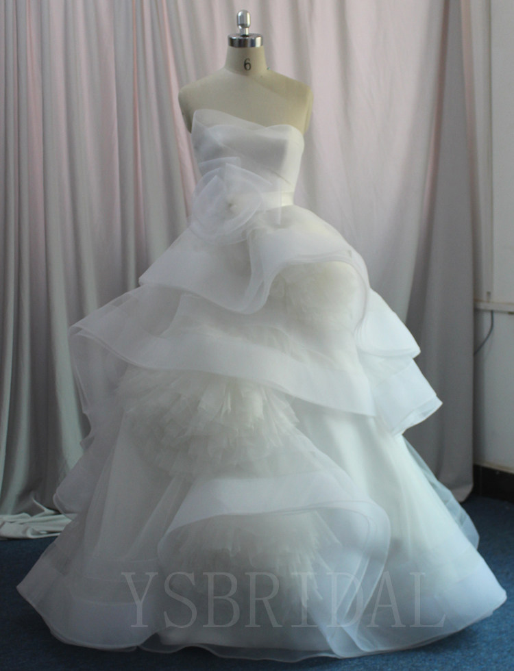 新娘主婚纱抹胸网纱小拖尾网纱修身显瘦婚纱礼服 Wedding Dress