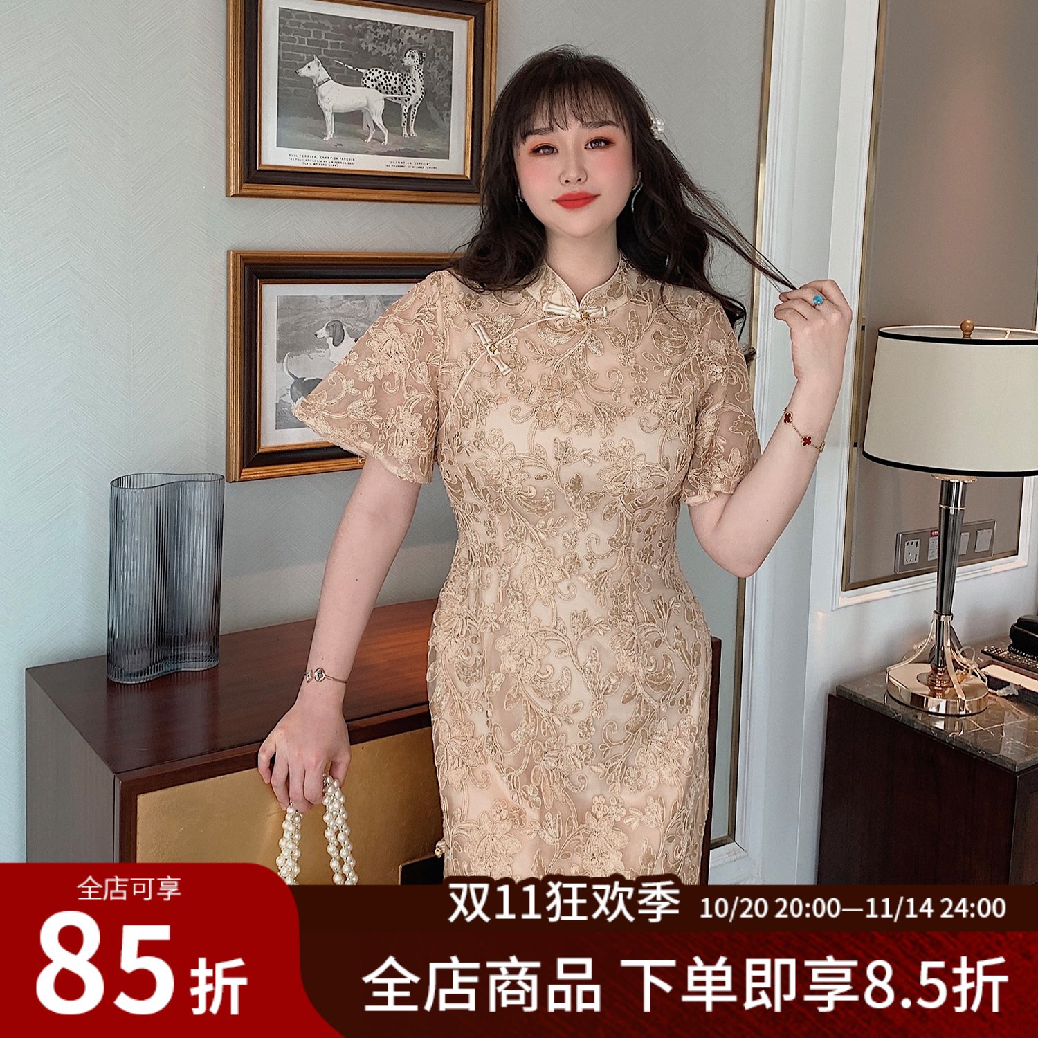 GLEC大码女装刺绣复古连衣裙