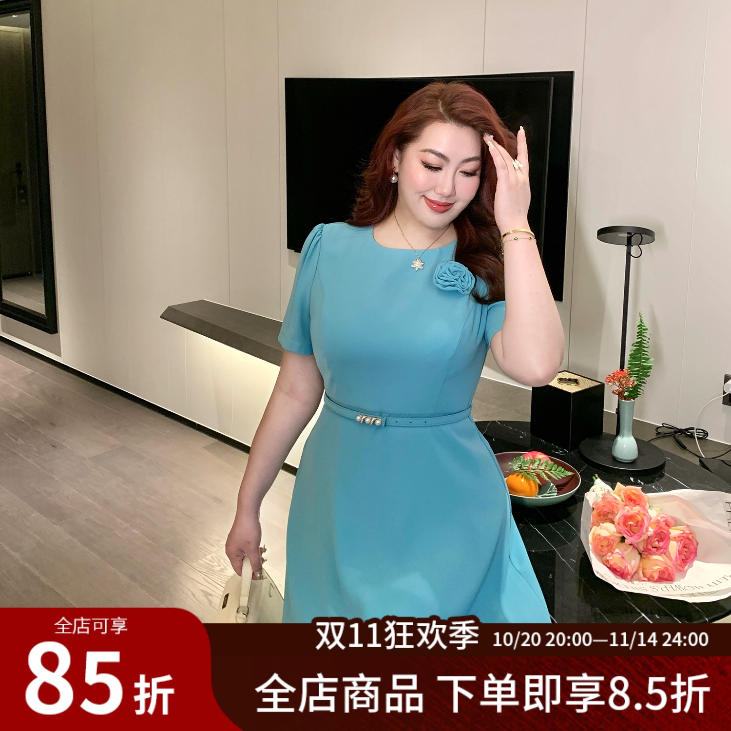 大码女装高级感立体玫瑰连衣裙