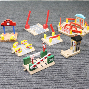 木质火车轨道配件道闸路障火道十字路口兼容实木轨道车6米兔3岁男