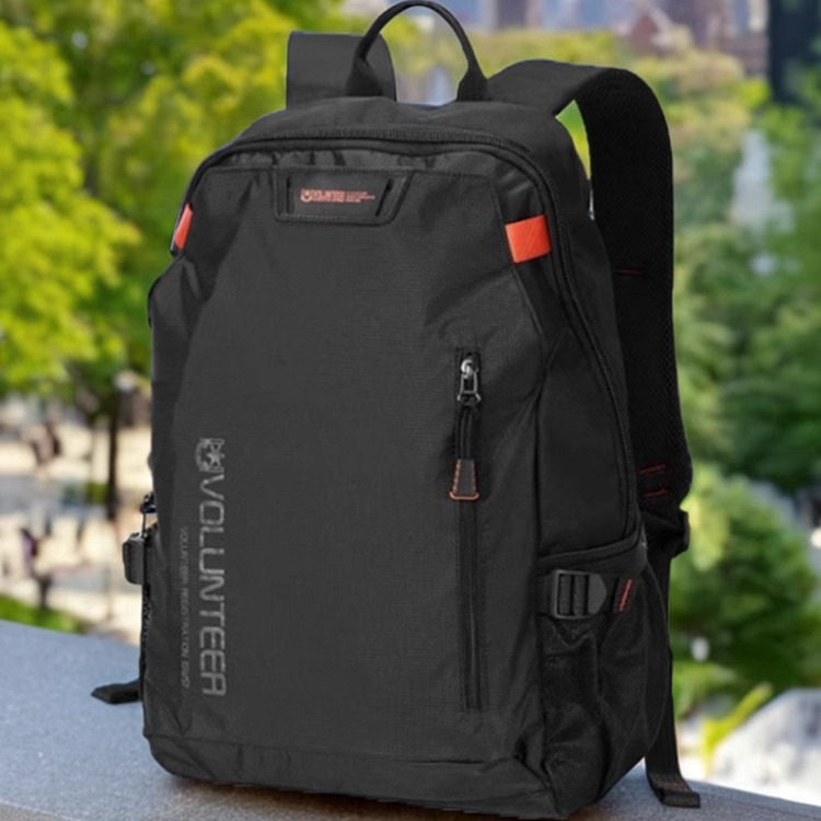 香港新款轻便双肩男包大容量旅行包商务男士电脑背包学生书包时尚