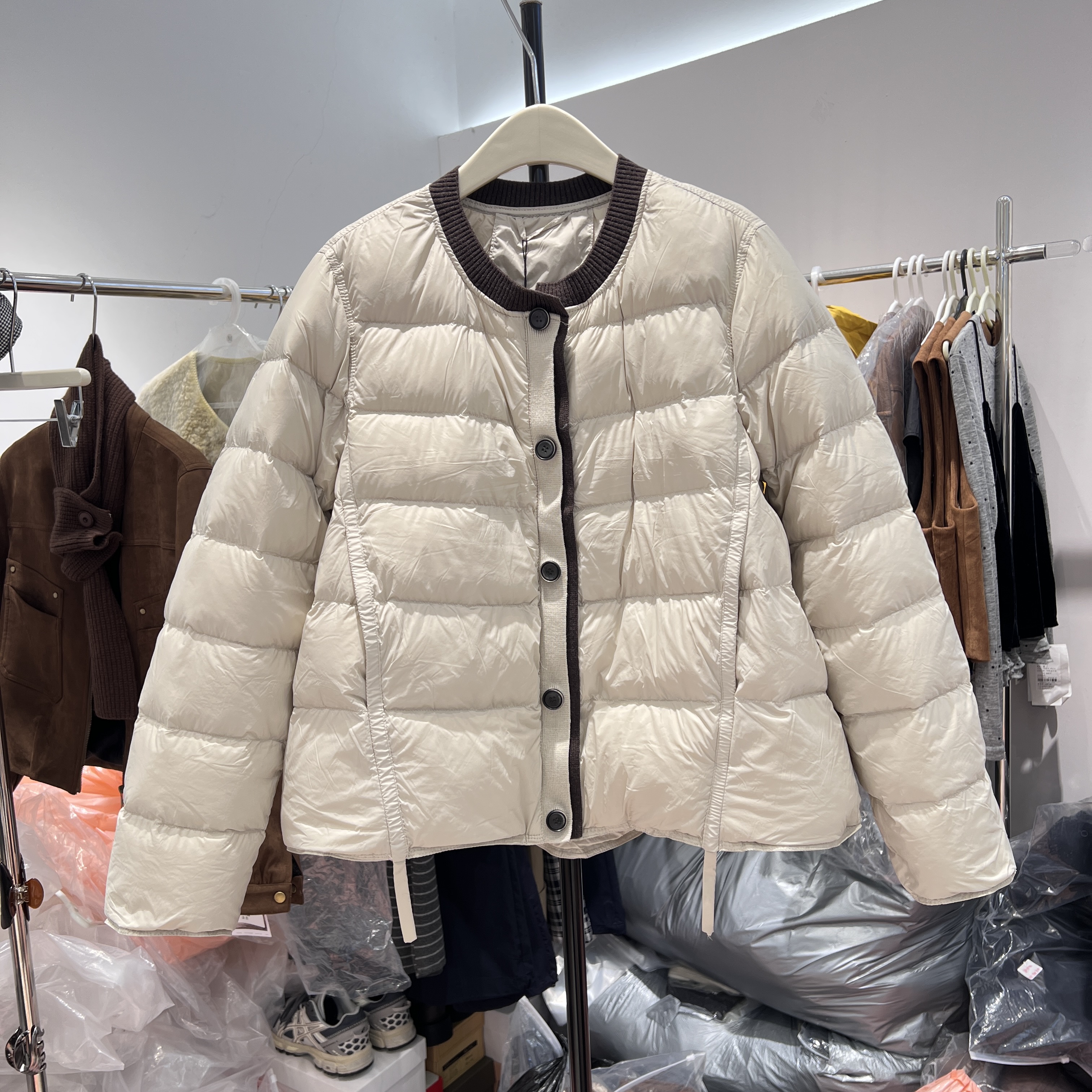 羽绒服女短款2025冬新款韩版针织圆领白鸭绒宽松轻薄加厚外套610