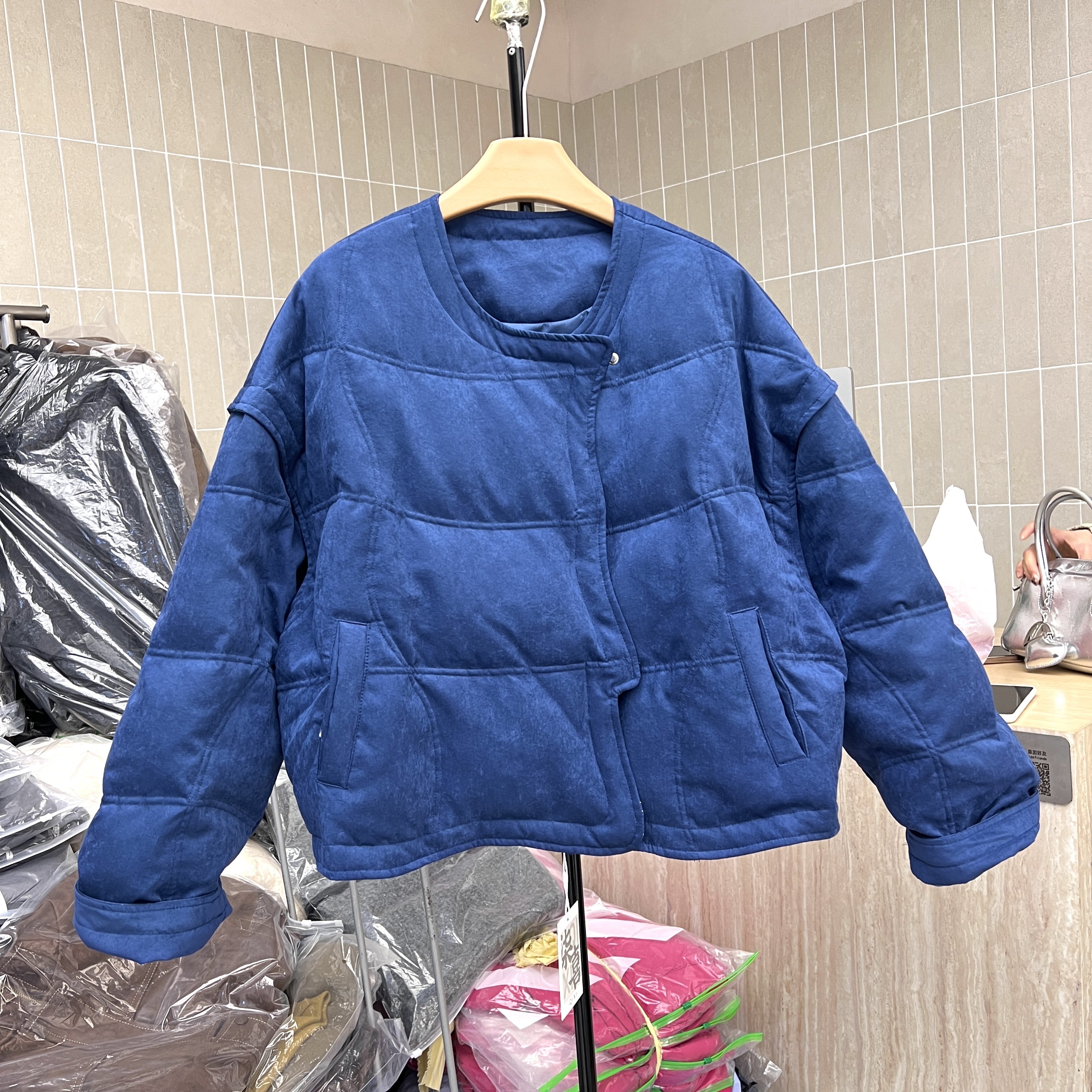 高级感设计感不规则羽绒服女2025冬新款韩版宽松小个子面包服135