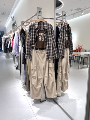 欧货美拉德格子衬衫+背心+工装裤三件套女2025秋季新款时尚套装潮