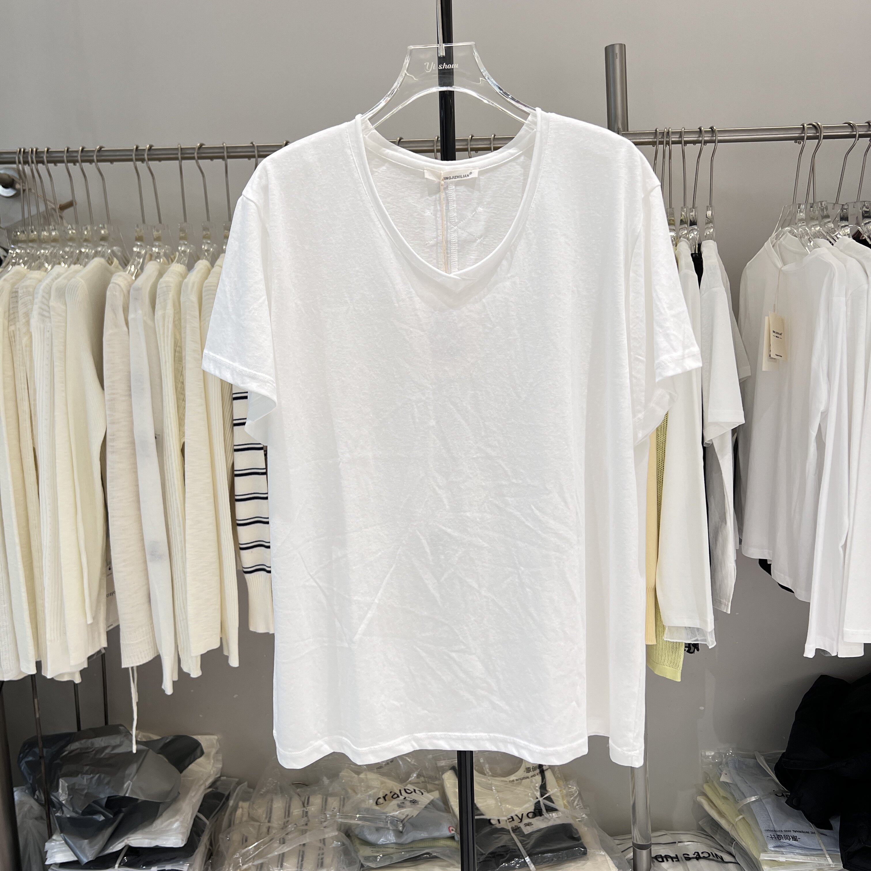 2026春季新款韩版V领宽松显瘦百搭竹节棉短袖T恤衫上衣女8928