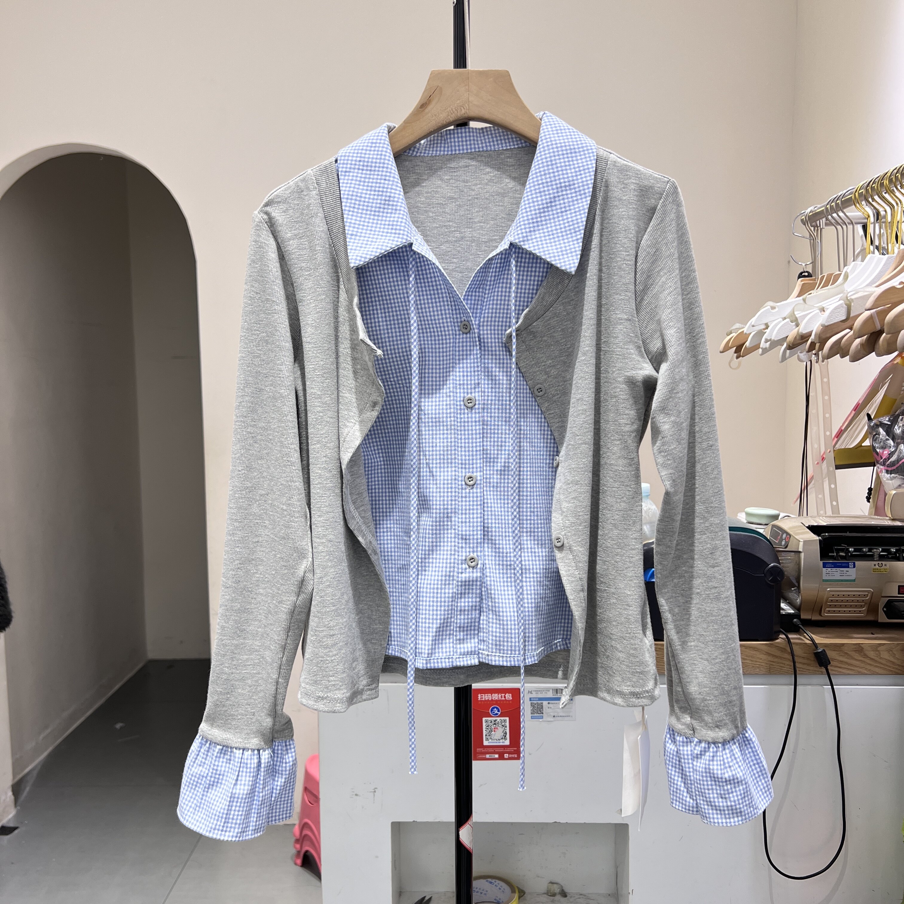 春季新款设计感假两件条纹polo领衬衫女长袖内搭打底韩系上衣2660