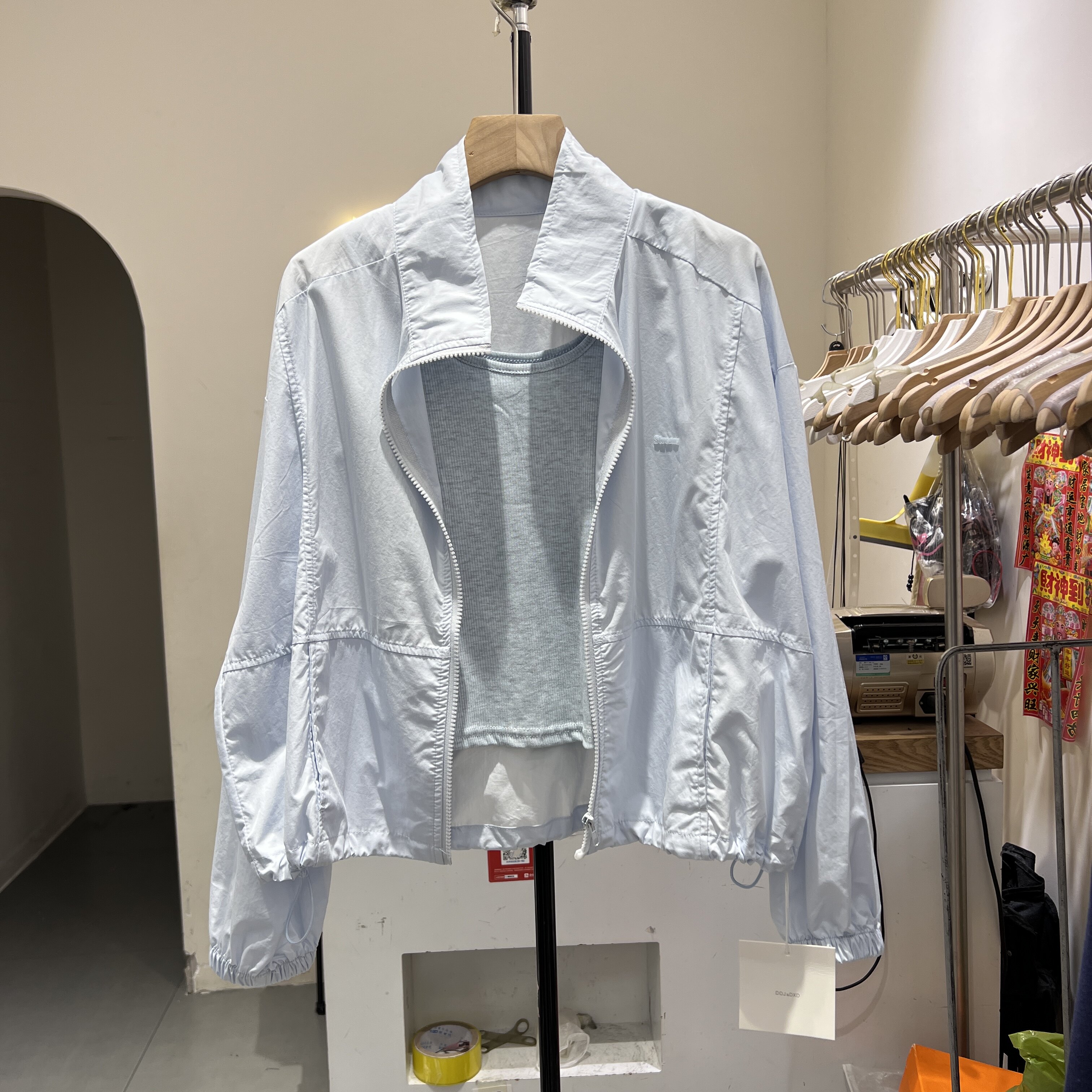 2026春装新款韩版宽松休闲百搭立领短款外套女背心两件套潮55221