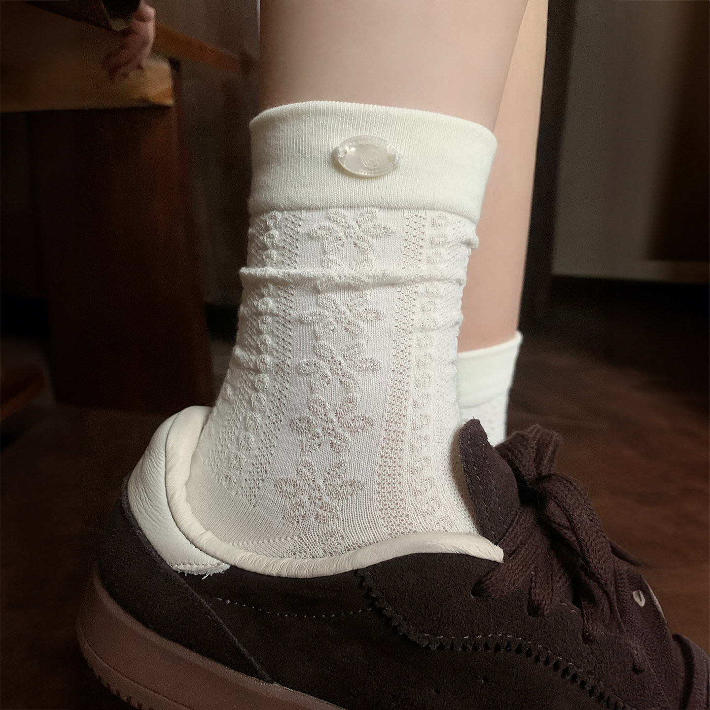 浮雕雪花灰色中筒袜女ins2026秋冬季美拉德风精致贝母松口堆堆袜,女士内衣/男士内衣/家居服,中筒袜,淘宝优惠券,粉丝福利购,淘宝优惠卷
