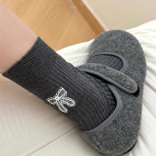 早春灰色百搭长袜女极简ins风后跟蝴蝶结堆堆袜日系学院风中筒袜