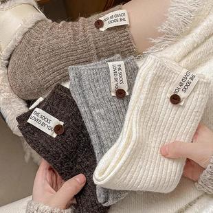 秋冬韩系布标纽扣羊毛袜子女jk中筒袜高级低调加厚保暖百搭堆堆袜