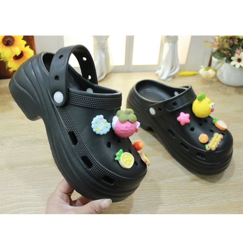 夏季外穿女款厚底网红洞洞鞋6cm