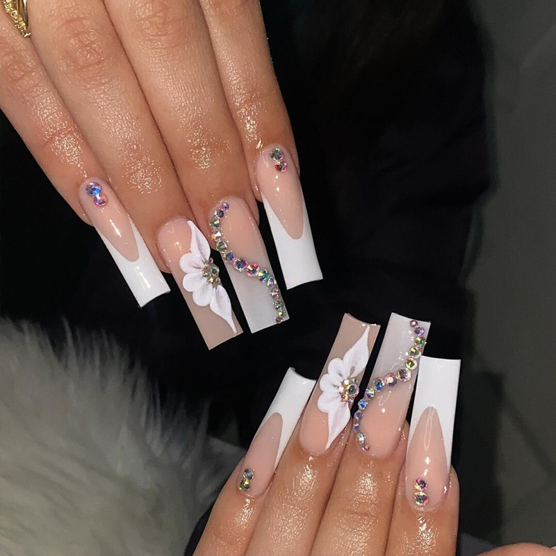 跨境穿戴甲甲片长款爆闪彩钻蝴蝶结美甲贴False Nail指甲