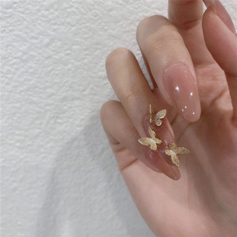 穿戴美甲假指甲片金属蝴蝶指甲贴圆头裸色长款美甲片可拆卸美甲