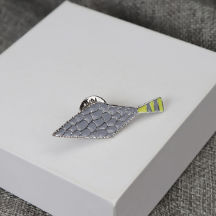 日本设计师皆川作品珐琅漂亮鱼胸针领扣太平洋里 包包配饰 鱼服装