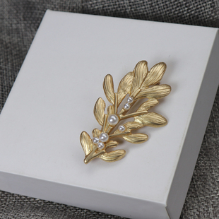 中古vintage哑光金花卉珍珠胸针胸花