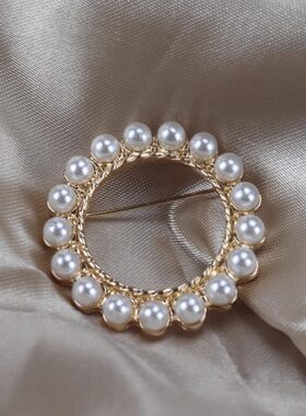 日本设计师珍珠花环领花服装配饰