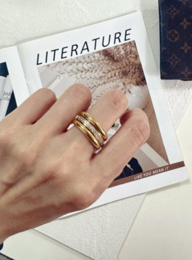 三环泥鳅背光面锆石戒指高级素圈