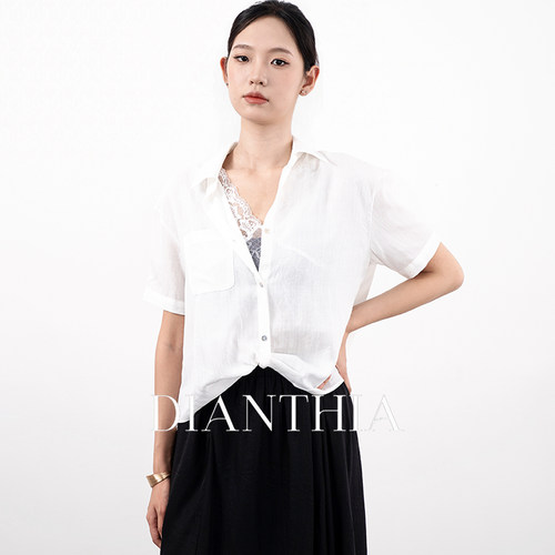 设计感蕾丝内衬短袖衬衫女