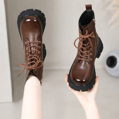 厚底小个子马丁靴2025新款秋冬真皮轻便软底不累脚短靴配裙子防滑