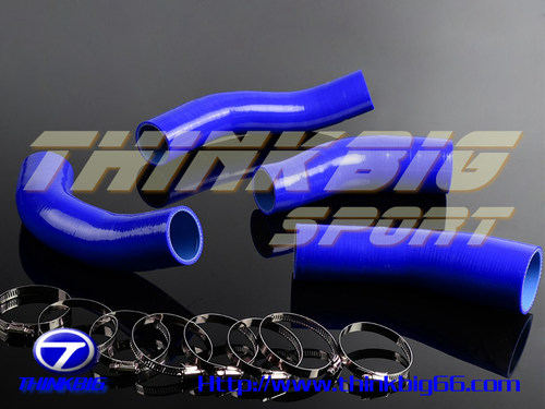 本硅胶管，是采用高性能硅胶材料，内加耐高温纤维加工制作而成。产品具有耐高温高压，耐老化之特点，同时具有柔软、高密度、高抗撕、高绝缘性、阻燃、性能稳定等优点，承受压力高达12 kg/c㎡，为原厂之220%，可在-50度至+280度使用。产品的高性能，有助于提高发动机冷却系统性能和改装升级。