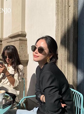 美式复古 潮流墨镜慵懒中性 简约超轻质感轻巧防紫外线太阳镜女