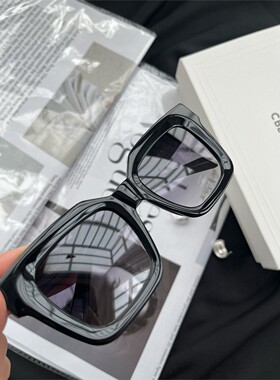 Rare Market可闭眼入的简约设计感 方形太阳镜女防紫外线防晒墨镜