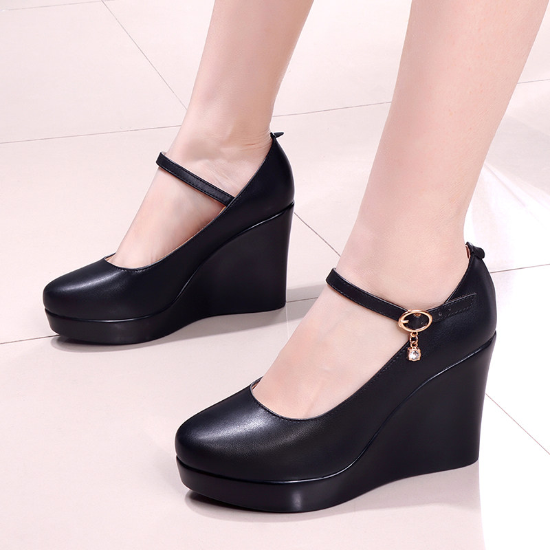 春新品坡跟牛皮走秀模特单鞋浅口一字带圆头真皮浅口防水台女鞋子