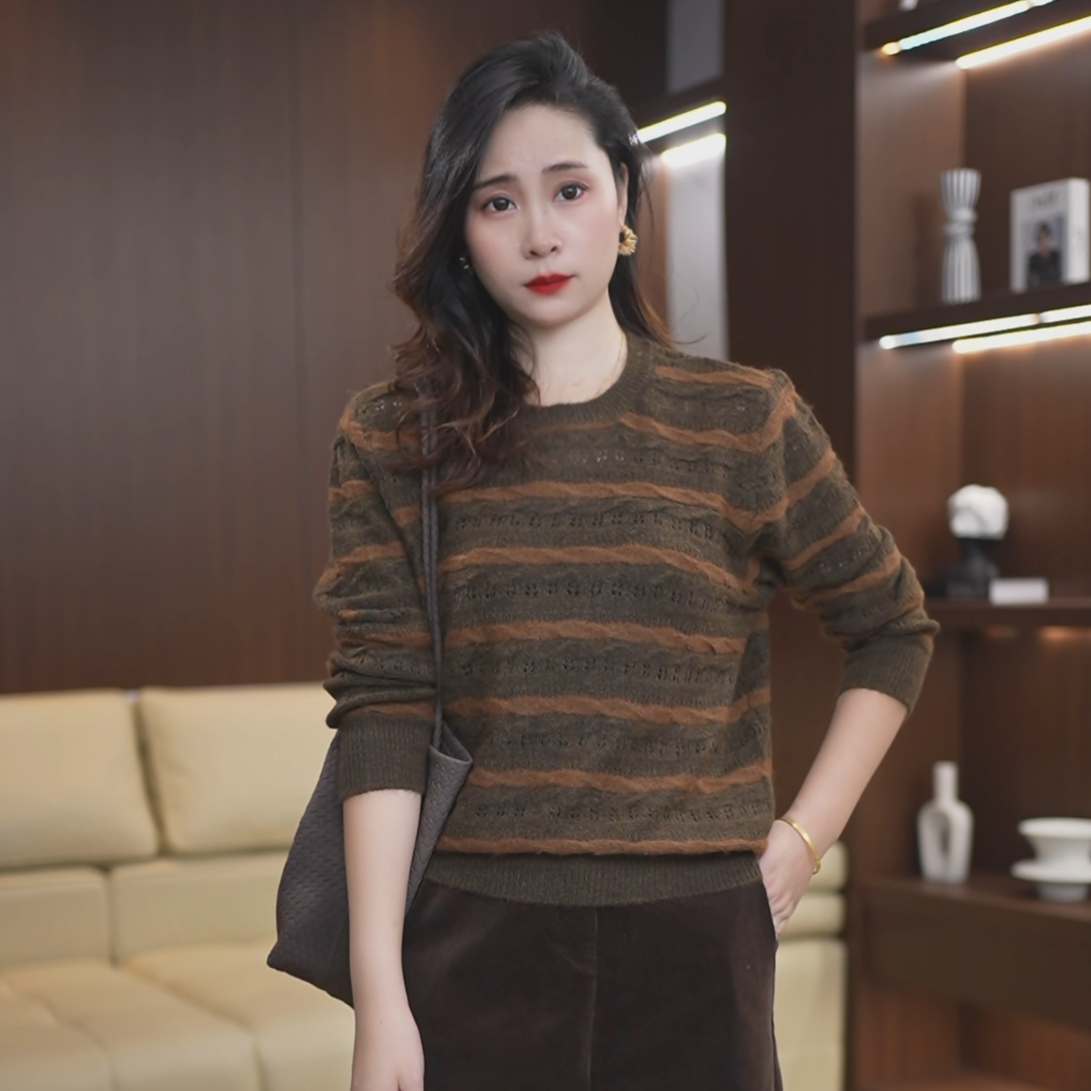 复古韩系条纹圆领羊毛混纺针织衫女秋季新款显瘦百搭长袖上衣4598