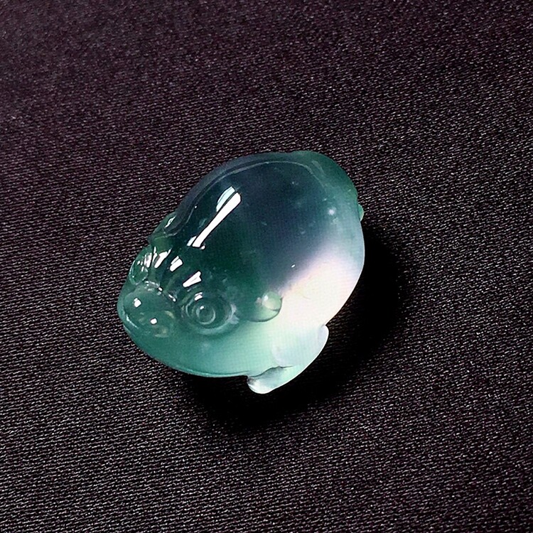 卡卡翡翠精选店天然珠宝蛋面冰种